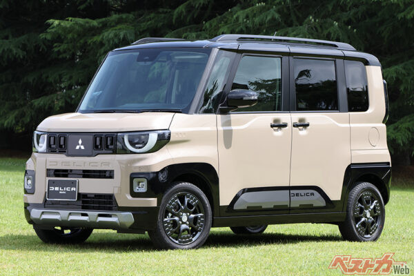 三菱 デリカミニ（2025年9月デビュー）。全長3395×全幅1475×全高1815mm（4WD）