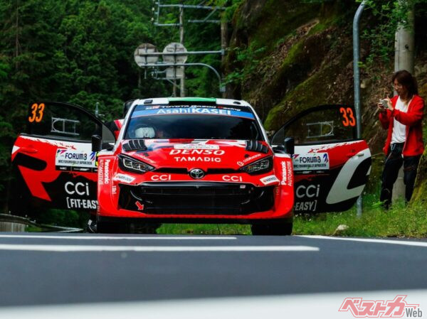 トップはエバンス。SS2の伊瀬神トンネルの速さが光った
