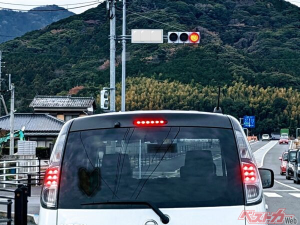 “ヘタ臭”が漂う!?　 「近づきたくねぇ……」と思われる運転8選