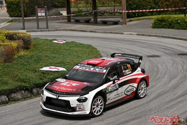 日本が大好きと語るグリアジンがドライブするランチア・イプシロン・ラリー2HFインテグラーレがWRC2で優勝を飾った