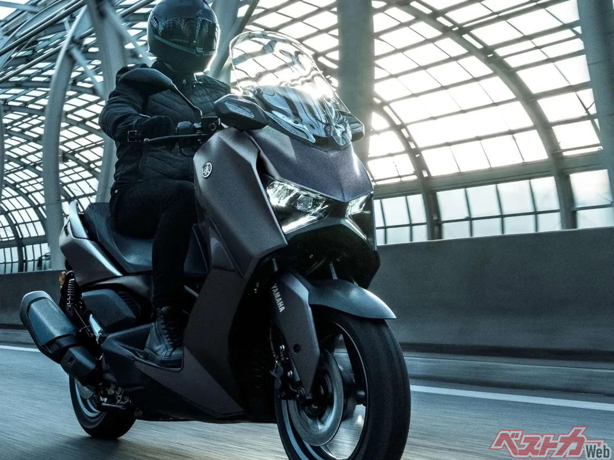 新車】ヤマハ「XMAX ABS」に新色マットダークグレーとブルーが登場！73