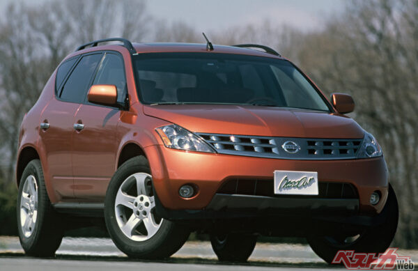 初代ムラーノ、まだ「SUV」という言葉が広まっていなかった2004年当時、現代におけるクーペSUVの元祖的な存在として華々しく登場。この頃の日産はいつも「早すぎた」感じがあった