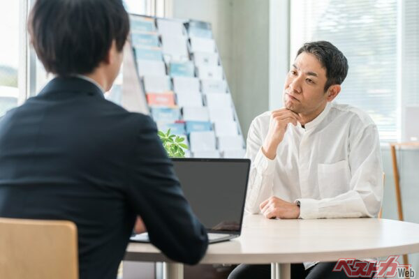 金額も気になるところではあるが、一番大事なのは自身のカーライフに合った保険をしっかり検討することだ&nbsp;（buritora@Adobe Stock）