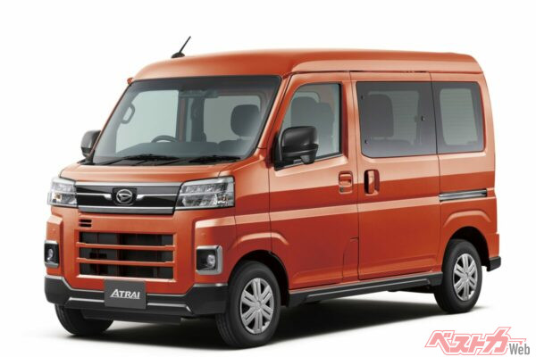 釣りやキャンプ、車中泊などのレジャーを楽しむのにピッタリなアトレー