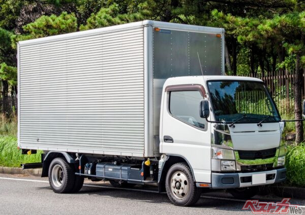 ハイエースはOK？　2t車は？　普通免許の境界線が難解すぎる