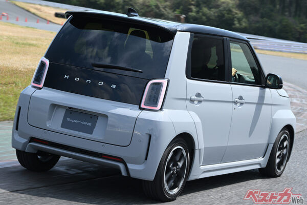 ホンダらしい走りがEVでも炸裂!!　新型スーパーワンを走らせて見えきた電動ホットハッチの過激すぎる真実