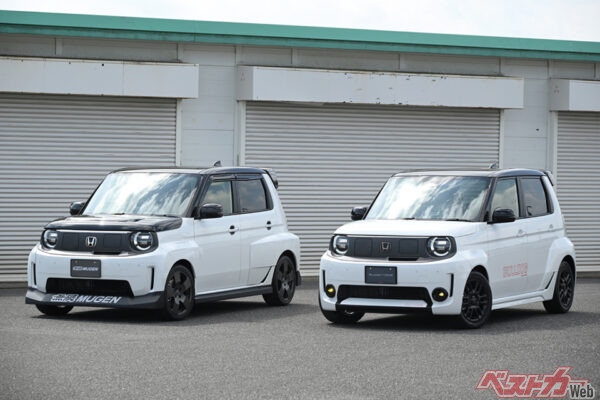 ホンダアクセス(右)と無限(左)の純正アクセサリーを装着した車両。どちらもスーパーワンの個性をより引き立てる