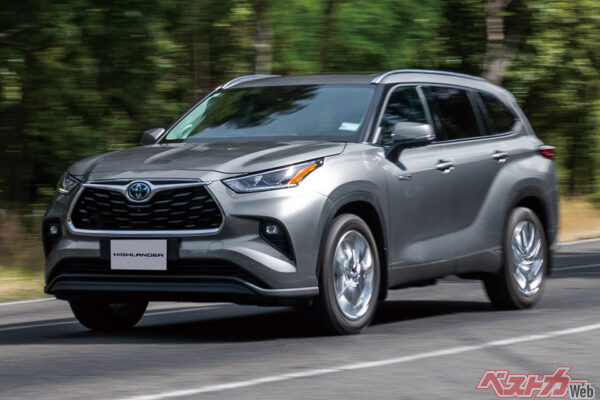 トヨタ ハイランダー。トヨタの北米生産車の第2弾。タンドラほどではないが大柄な3列シートSUVだ