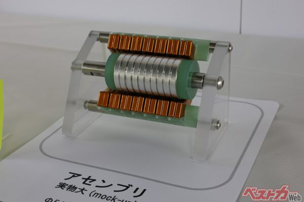 超電導リングと超電導短絡コイルを組み合わせ、超電導リニアモーターができる