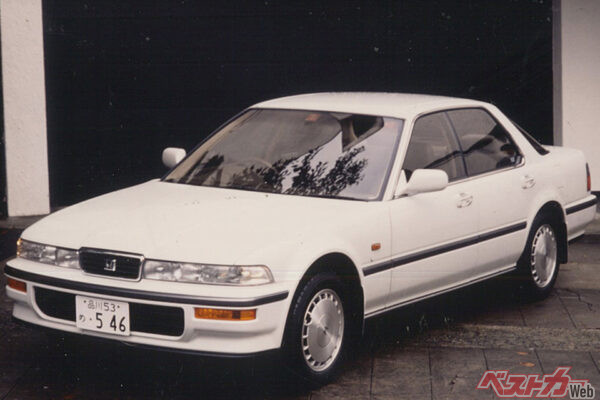 ホンダ ビガー。写真は3代目。どうにも名前が攻めていますな。2.5L、直5、SOHCエンジン搭載というクルマなんですよ。姉妹車はインスパイア