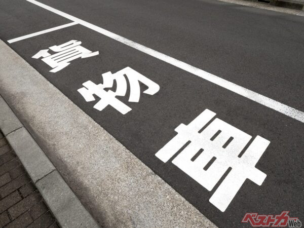 貨物車用の枠は読んで字の如く「貨物車用」。貨物車でなければ当然取締り対象となる(moonrise@AdobeStock)