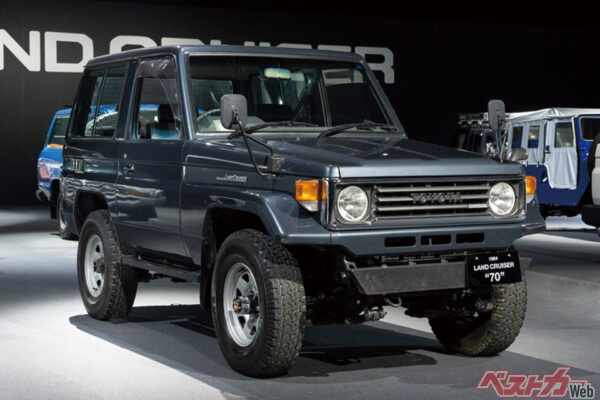 トヨタ ランドクルーザー（70系）。ヘビーデューティシリーズの本流として1984年に登場。70系バンは日本で2023年に再々販売されて今も続く定番