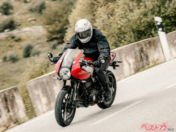 トライアンフ スラクストン400とトラッカー400は真打ち登場か！？【バイク歴5年、スクランブラー400Xに乗るオーナーレビュー】