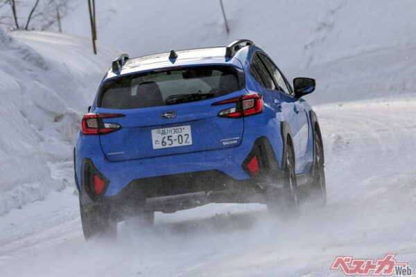 荒れた道や雪道でも安定した走行ができることはもちろん、燃費にもうれしいクルマとなっている