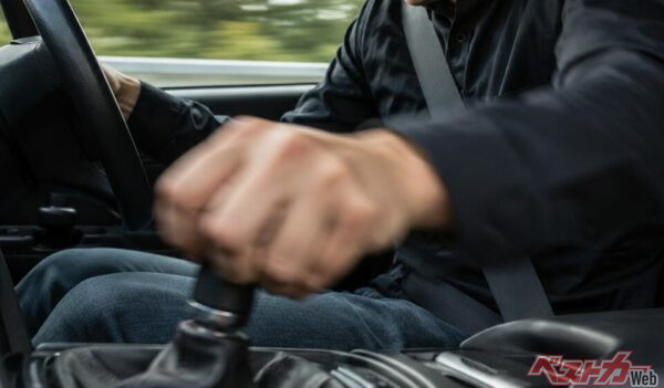 「MTのほうが運転はうまい」は本当か!? MT乗りの「あるあるマウント」はどこまでホント？