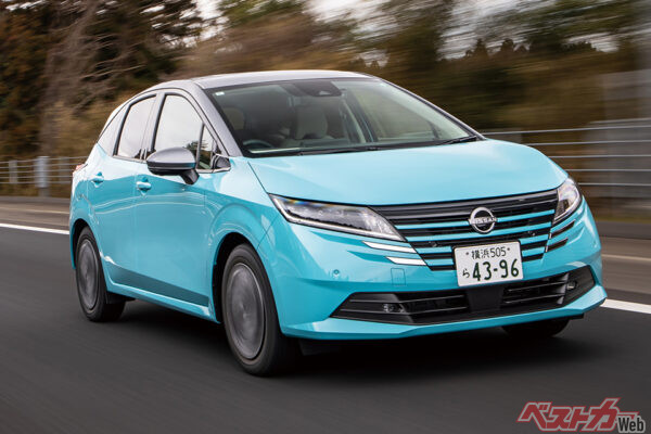 第1位：日産 ノート／ノートオーラ（日本への貢献度：90点）。日産コンパクトカーの代表格。オーラは3ナンバーボディの上級モデル