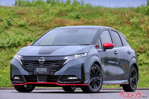 日産 ノートオーラ（代替案＝スズキ スイフト）。予算3割減でも車格、実用性は維持できる代替案と自画自賛。清水氏も「大賛成！」と納得