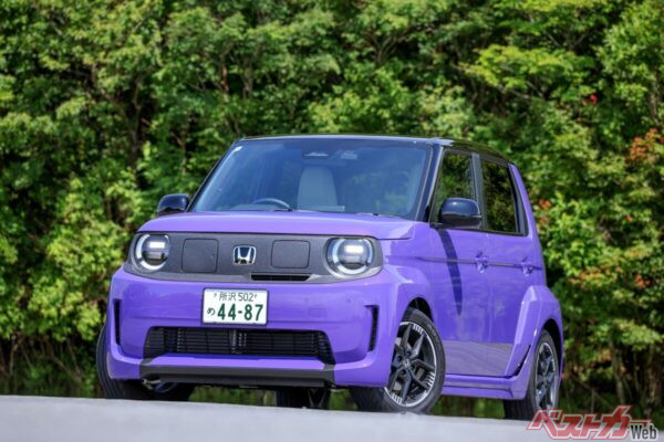 初期受注1万1000台を記録する「SUPER ONE」
