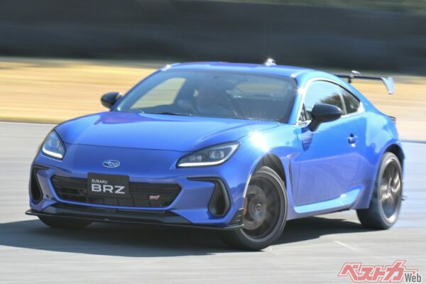 コンプリートカー「STI Sport TYPE RA」をさらに軽やかに、さらに意のままに走りを愉しめるモデルを目指して開発中