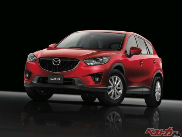 現在のマツダらしさを象徴する魂動デザイン。コンセプトモデルを経て、市販車初採用は2012年登場のCX-5。