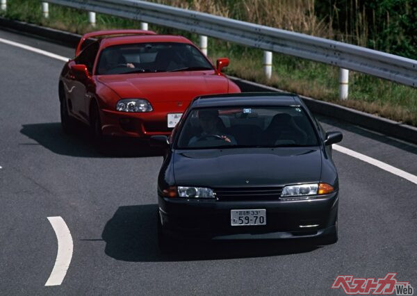 峠道は決してサーキットなどではない。当然対向車も後続車もいるわけだから、「キープレフト」など一般道で必要な技術やラインの方が大事だ