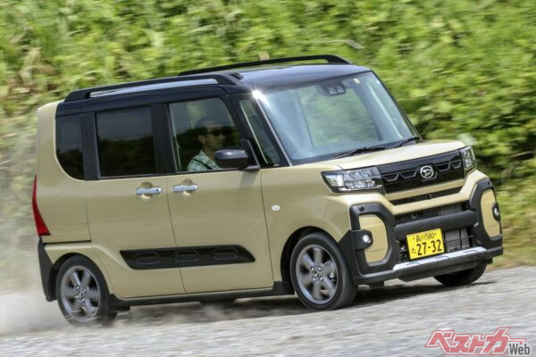 キャンプ場で効く大開口!! タント ファンクロスの両側スライドドアは荷物も子どももラクにする!!