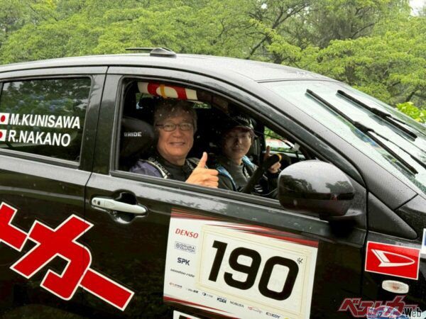 なんと自動車評論家そしてラリーストとしてもおなじみ「親方」こと国沢光宏氏のコドラとして参戦することに!