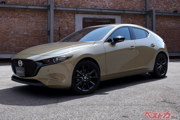 e-SKYACTIV Xを搭載するMAZDA3ファストバックのX Touring。6MTが選べるという点も喜ばしい
