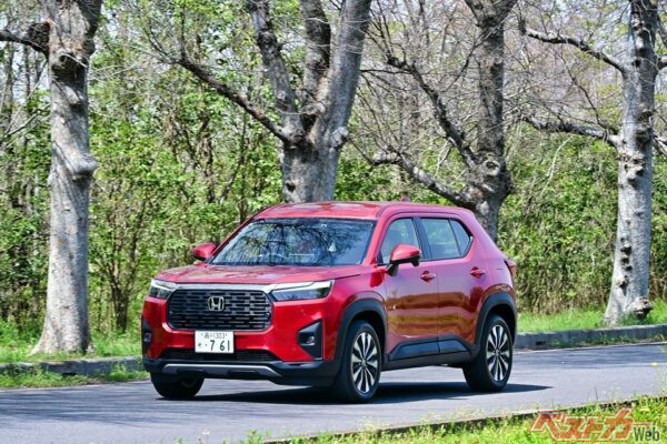 とても200万円台からのクルマとは思えぬほどの見た目をしているWR-V