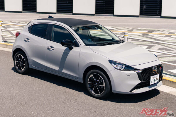 2019年に「デミオ」から車名変更したマツダ MAZDA2。試乗ロケ当日の決算会見で生産終了が公表された