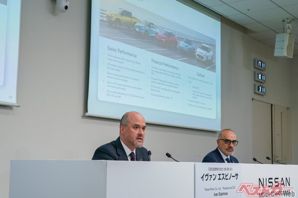 2026年5月、2025年度通期および第4四半期決算を発表するイヴァン エスピノーサ社長。この時の発表内容では業績はやや回復傾向を示していた