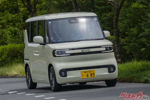 スマホをかざすだけで解錠＆始動!!　BYDラッコのデジタルキーは本物の「鍵いらず」か!?