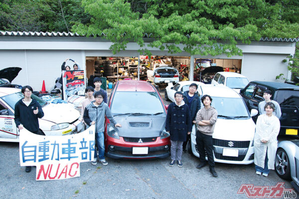 名古屋大学自動車部のみなさん。自動車メーカーに就職している卒業生も多い