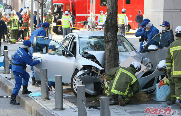 修理できる損傷でも、修理費が車両価額を上回ってしまうと経済的全損ということになってしまう場合がある。