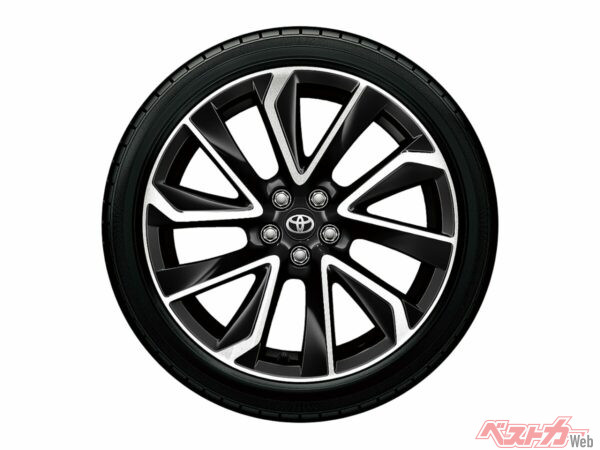 G“Z”に標準搭載される225/40R18タイヤ＆18×8Jアルミホイール