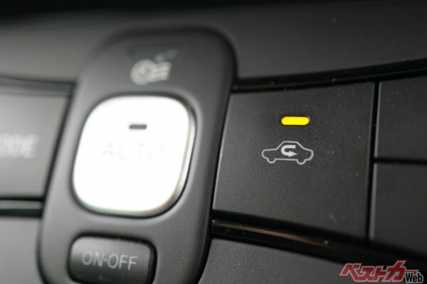 車内が冷えたあとは内気循環のほうが冷房効率は高まる。ただし、長時間使い続けるとCO2濃度が上昇するため、適度な換気も忘れないようにしたい（PHOTO：Adobe Stock_umaruchan4678）