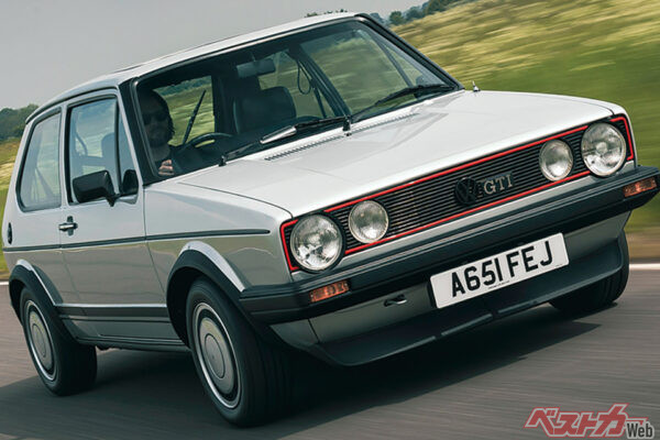 世界を変えた“元祖ホットハッチ”！ VW「ゴルフGTI」が50年間愛され続けるワケ