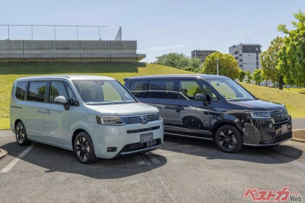 ステップワゴンもデビュー4年!!　予算300万円で狙う中古車選びと新車購入の損得勘定！