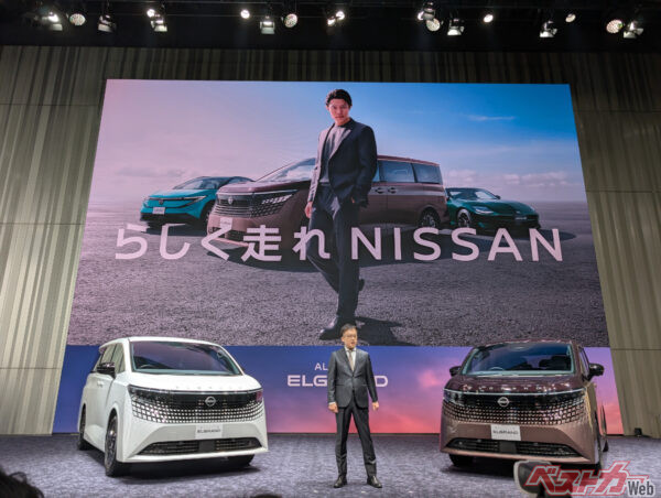 日産のアンバサダーを務める俳優・鈴木亮平さんは試乗済み。スムーズな加速に「ちょっとした革命じゃないですか！」と評価していた