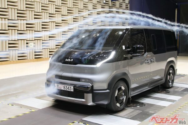 KIAはマツダとも深い関係を持つ韓国メーカー。ボンゴの成功を経てヒョンデ傘下となり、筆者も約20年前から交流があった