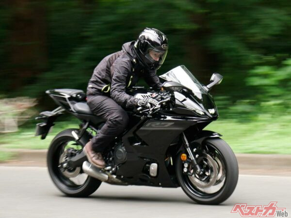 【試乗】YZF-R7が電子制御を満載し、多機能で走りをアシスト！！これが最新の正常進化だ