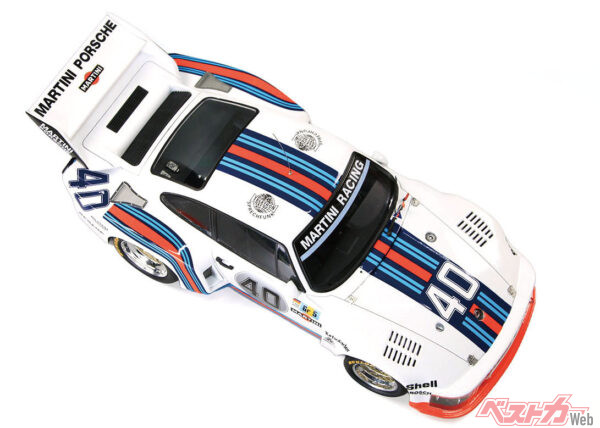40号車のデカールが付属