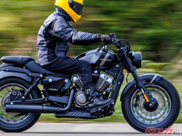 これが現代の250クルーザーだ。モルビデリ「C252V」試乗レポ  ビッグマシンの高級感とミドルの軽快さを両立！