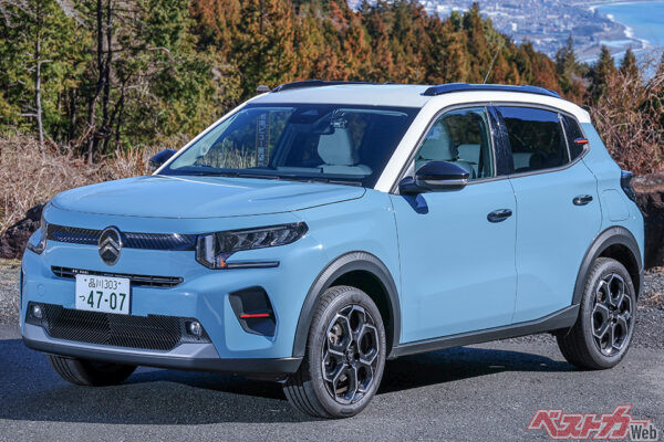 シトロエン C3【マイルドハイブリッド車】全長4015×全幅1755×全高1590mm　ホイールベース2540mm　1.2L、直3ターボ＋モーター　エンジン101ps・モーター20ps　価格：349万～374万円