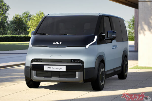 3ナンバー、5人乗り仕様のKia PV5 パッセンジャー