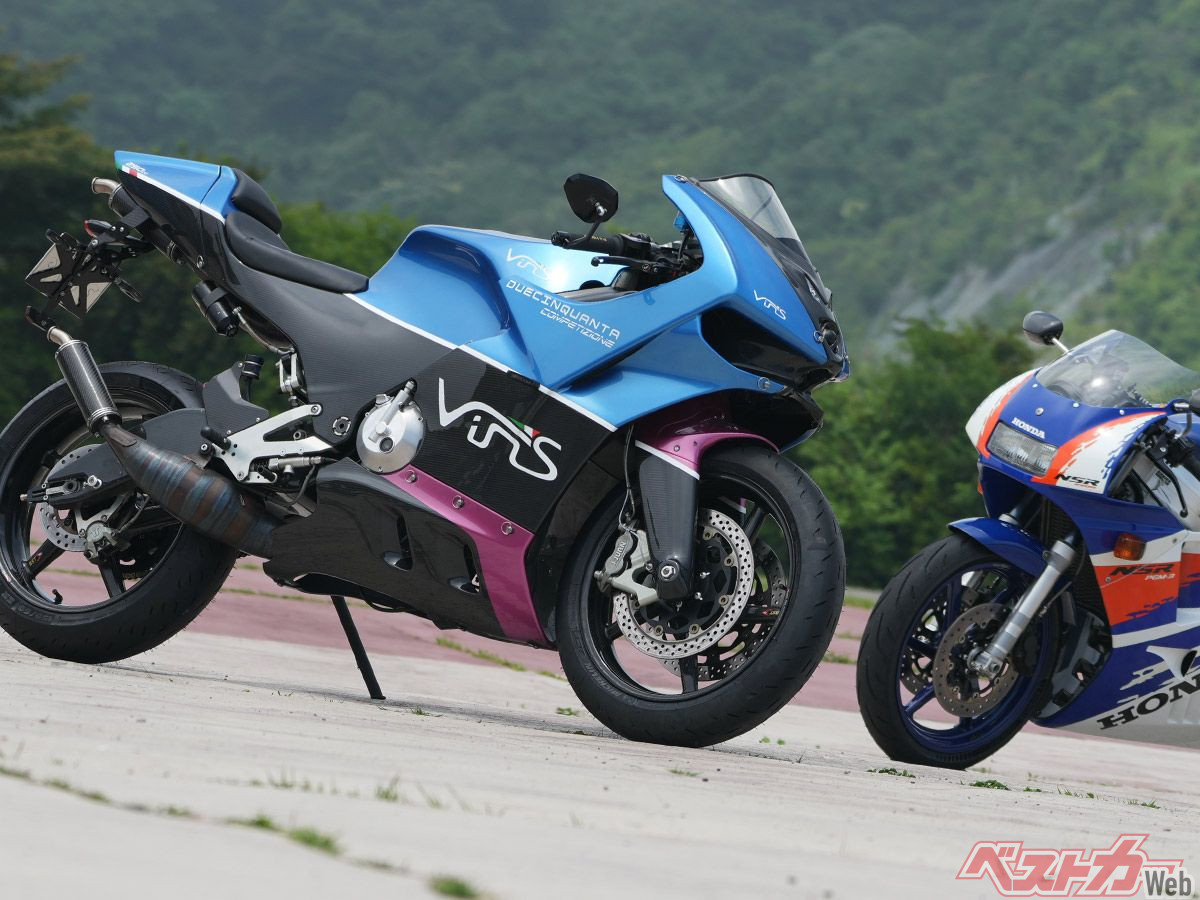 エンジンカー200ミリボディ　カワハラIS250 East ダッヂ2　ウィング付 新車試乗】最新排ガス規制をクリアする2ストローク！ 250ccで85ps