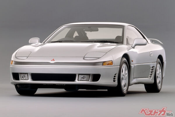 三菱 GTO（1990年〜2001年）。ロー＆ワイドなフォルムが目を惹いた4WDスポーツ。大きなボディは見栄えはよかったが重かった……