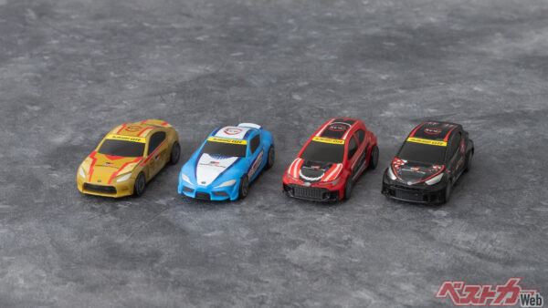 用意されるミニカー4車種、左からGR86、GRスープラ、GRカローラ、GRヤリス。ボディカラーにもこだわりあり