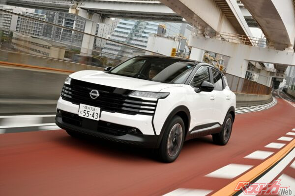 新型キックスは、運転するとすぐに感じられるほど上質な走りを与えてくれる。そのあたりは新型エルグランドも同様で、さすがのつくりだ