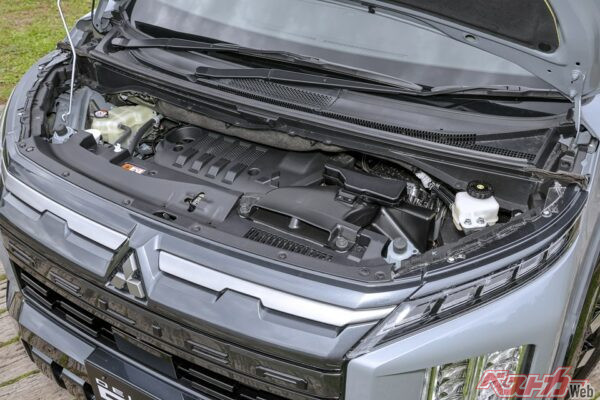 デリカD:5に搭載された2.2L直4クリーンディーゼルターボエンジン